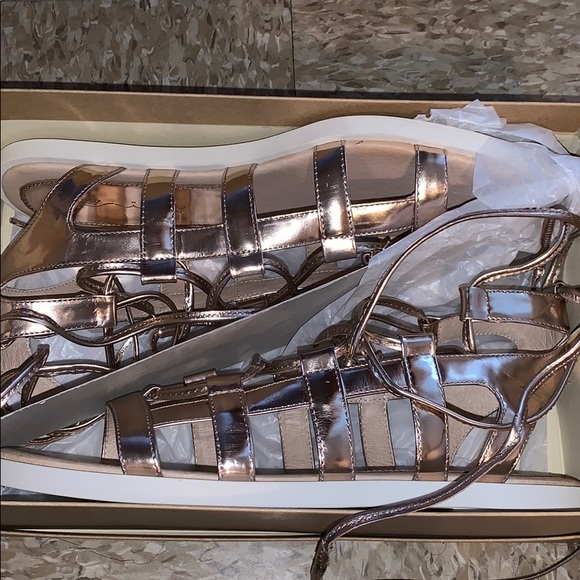 Nina sandals - Picture 2 of 3